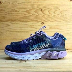 Hoka One One Arahi Shoes